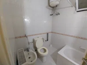 Unfurnished apartment to Rent  - Secondary Image 3