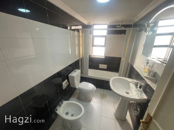 Apartment for rent in Al Shmesani - Secondary Image 3