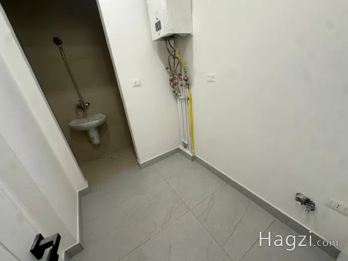 Apartment for Sale in Um Uthaina - Secondary Image 3