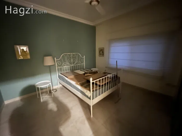 Three bedroom apartment for rent in Weibdeh Three bedroom apartment for rent in Weibdeh