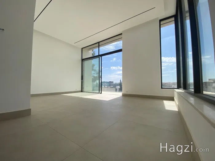 Last Floor and Roof for Sale in Dahyet Al Ameer Rashed - Secondary Image 2