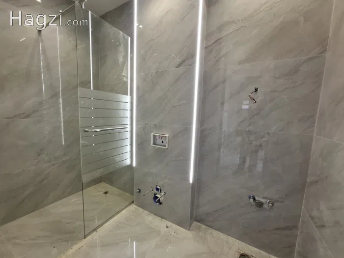 Unfurnished apartment to Rent  - Secondary Image 1