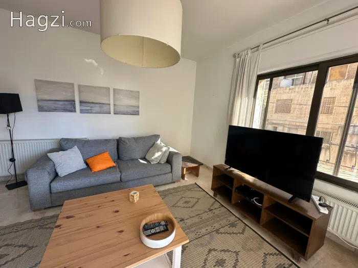 Three bedroom apartment for rent in AlWeibdeh
