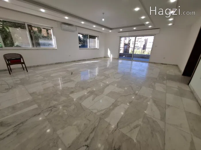 Unfurnished apartment to Rent - Secondary Image 2