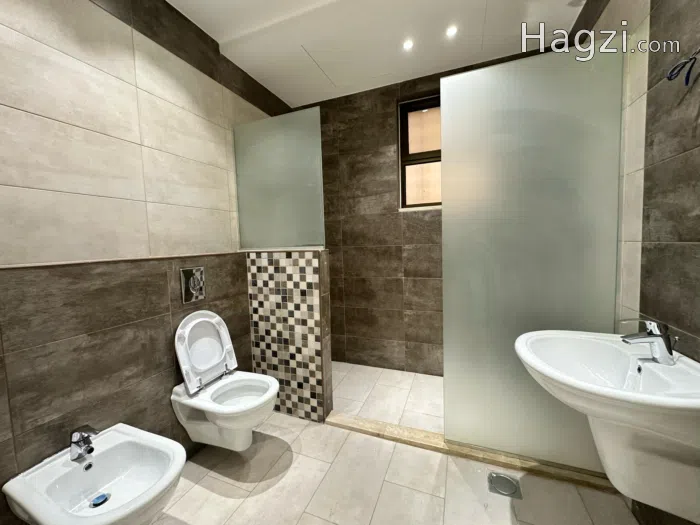 Apartment For Sale in Deir Ghbar - Secondary Image 2