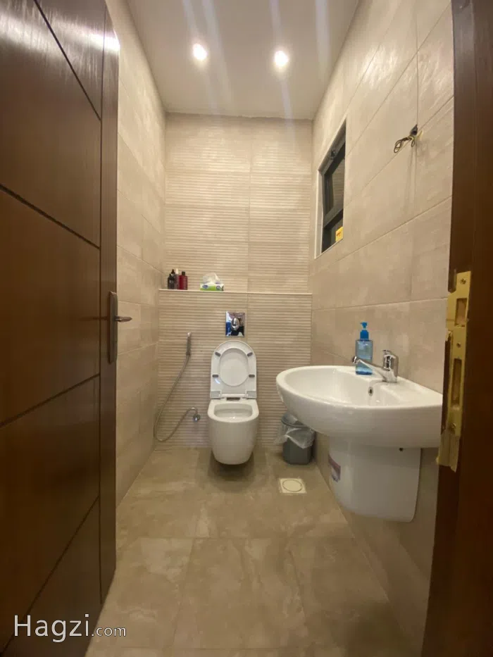 Unfurnished Apartment for Sale in Dahiet Al Ameer Ali - Secondary Image 2