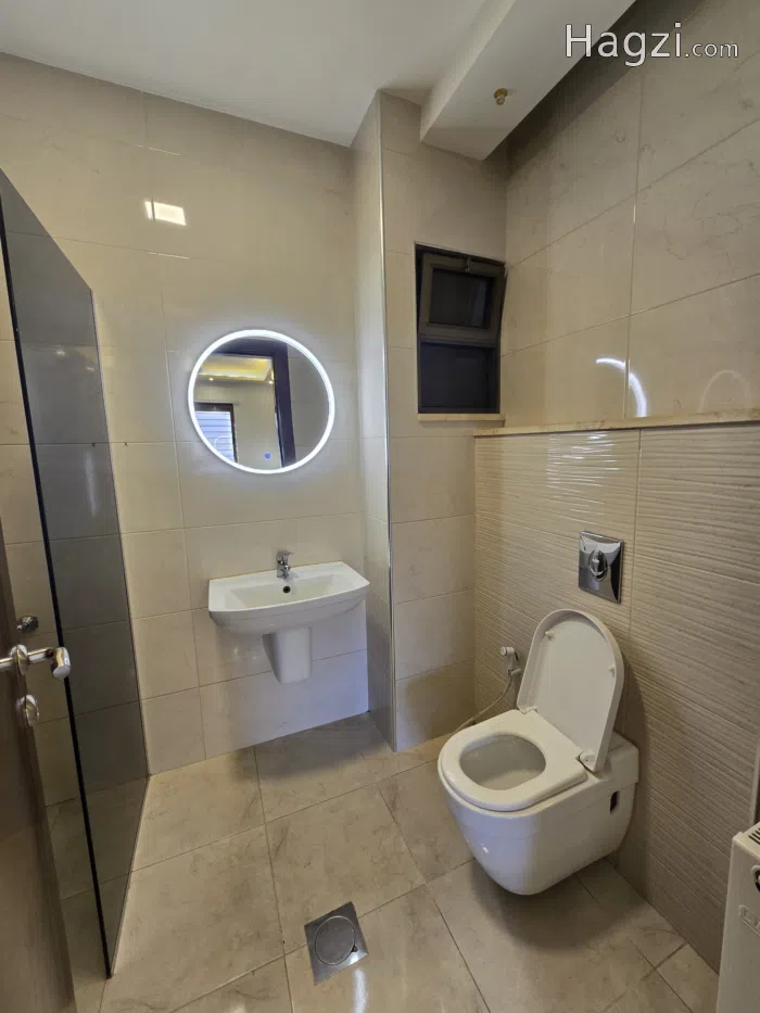 Unfurnished apartment to Rent  - Secondary Image 2