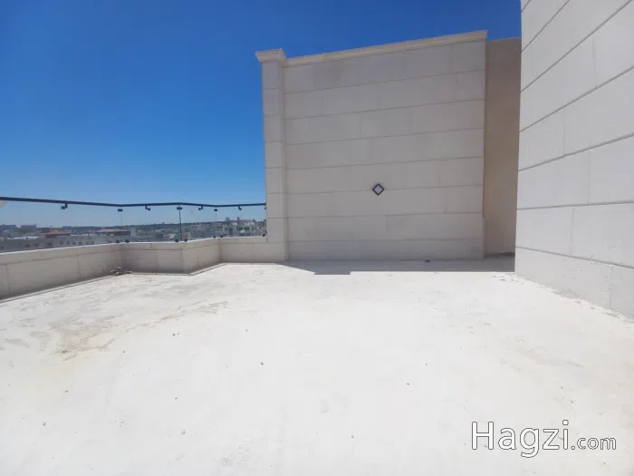 Apartment For Sale In Um Al Summaq