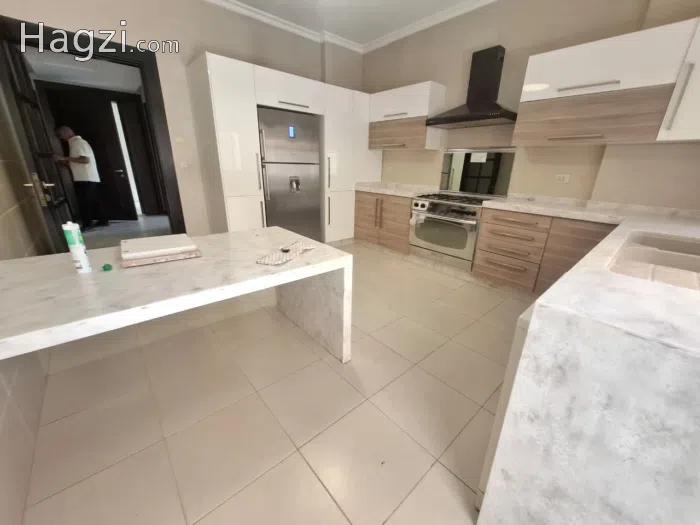 Semi-furnished Apartment to Rent 
