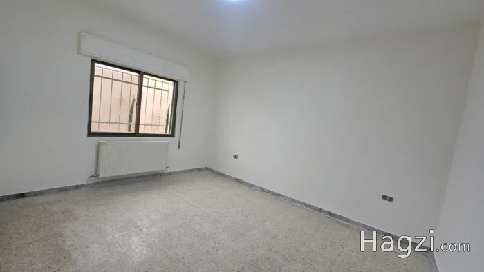 Unfurnished apartment for rent - Secondary Image 3
