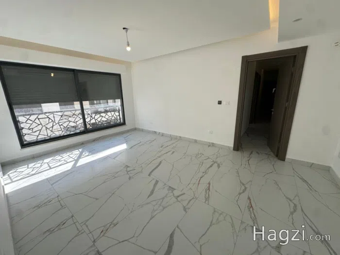 Unfurnished aparment for Sale in Dahyet Al Nakheel - Secondary Image 3