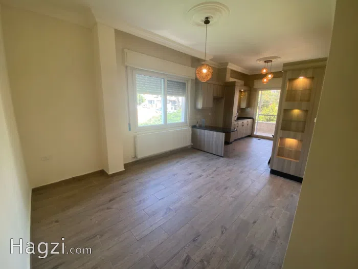 Unfurnished apartment to Rent  - Secondary Image 1