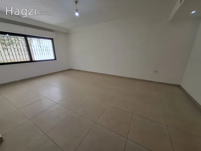 Unfurnished apartment to Rent - Secondary Image 3