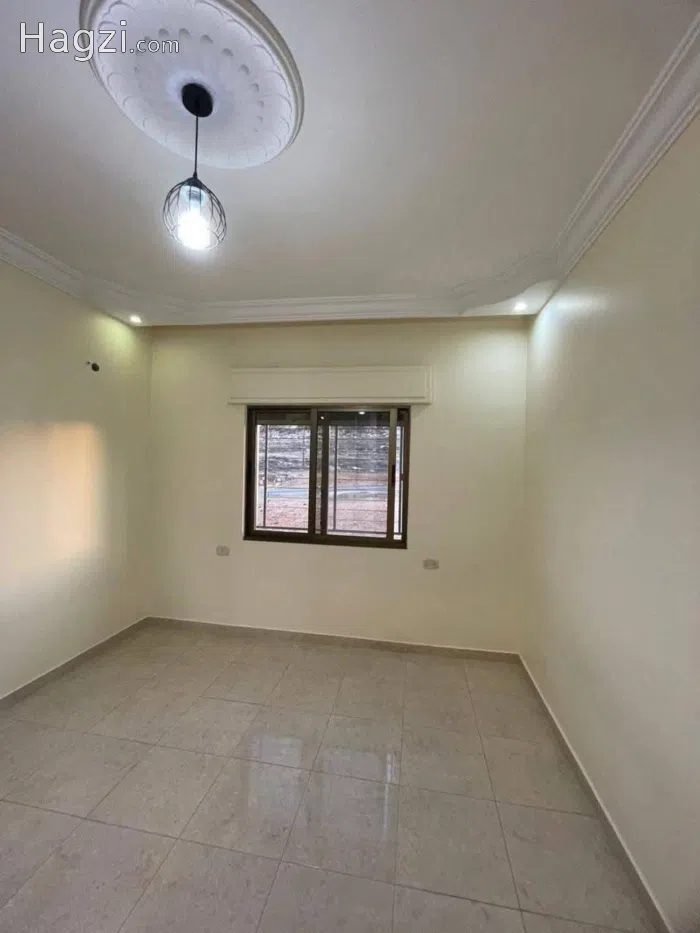 Unfurnished apartment for rent - Secondary Image 2