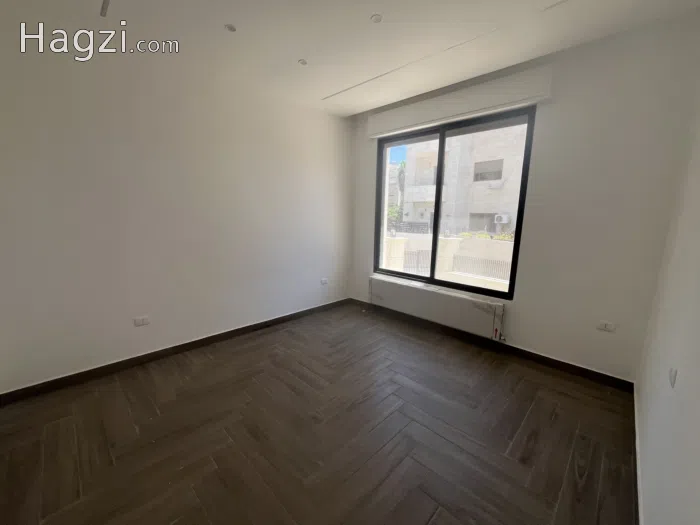 Three bedroom apartment for Sale - Secondary Image 3