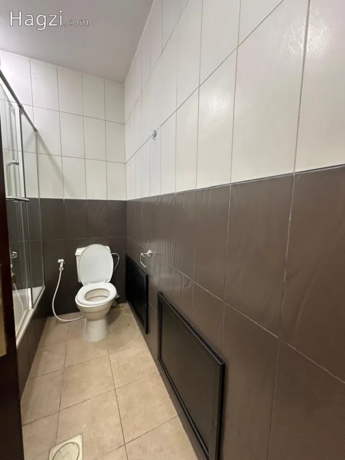 Unfurnished Apartment For Rent In Deir Ghbar - Secondary Image 2