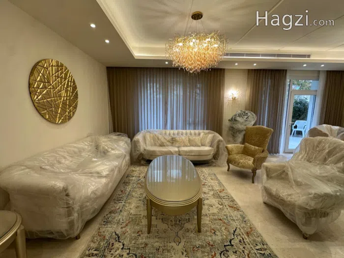 Six bedroom Apartment - Secondary Image 3