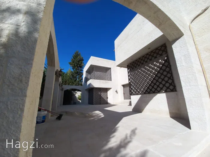 Unfurnished Villa in Central Abdoun for Rent or Sale   - Secondary Image 1