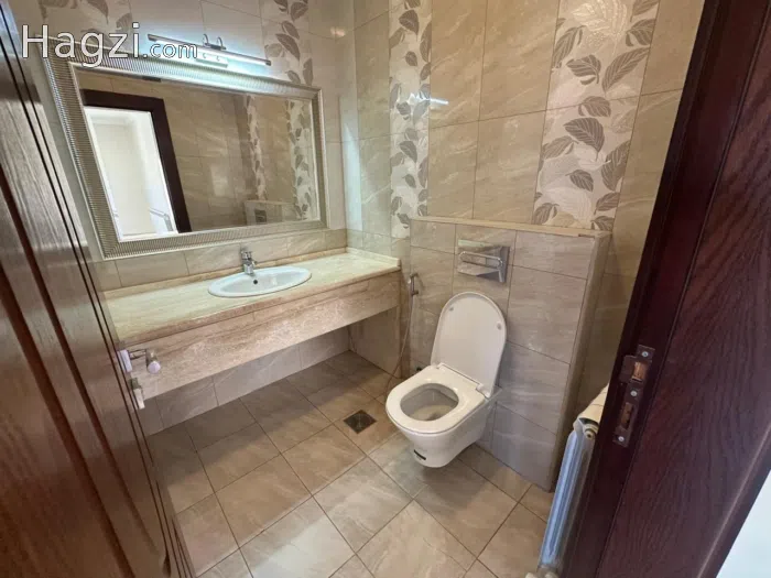 Unfurnished apartment for rent in Khalda - Secondary Image 2