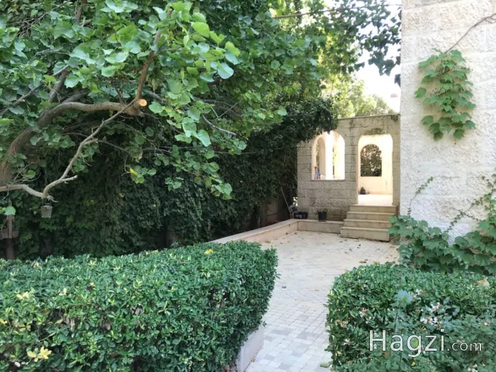 Villa for sale in 7 th circle 