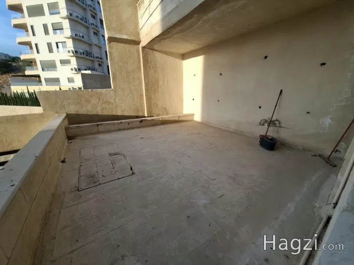 Spacious Apartment with Views for Rent in Prime Al-Kursi (235 sq. m) - Secondary Image 2