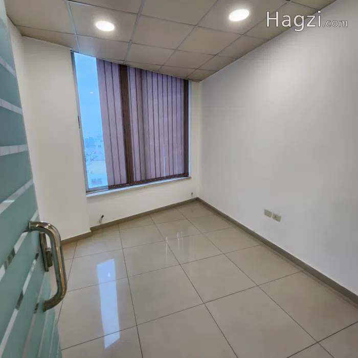 Office For rent in Mecca St (506) - Secondary Image 3