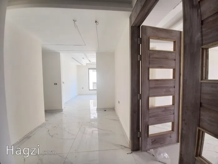 Apartment For Sale In Um Al Summaq