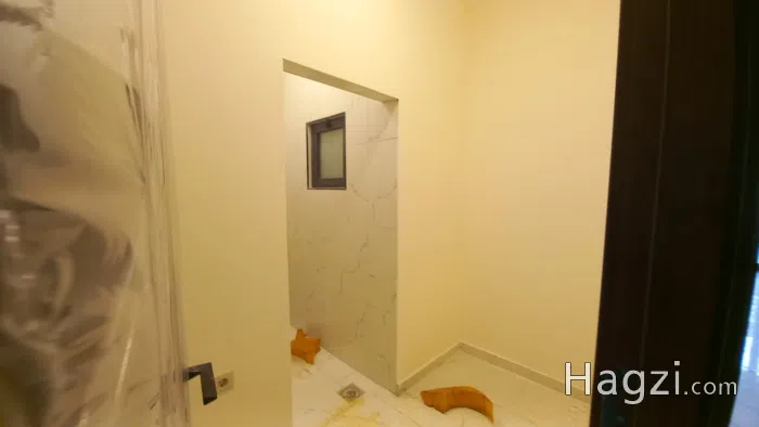 Apartment For Sale In Dabouq - Secondary Image 3