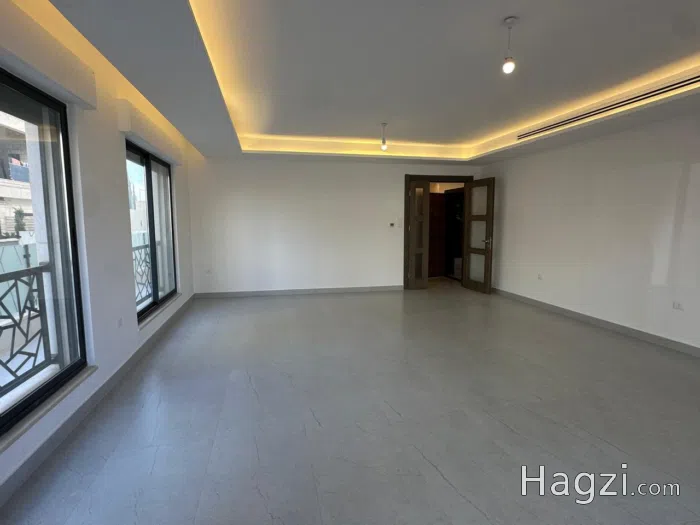 Unfurnished aparment for Sale in Dahyet Al Nakheel