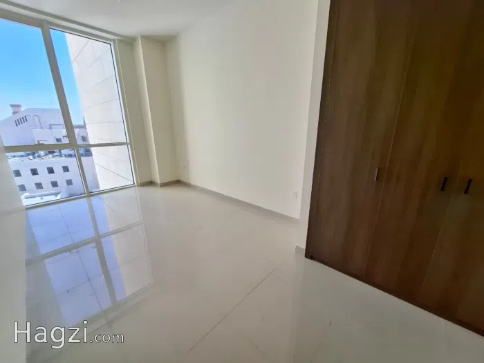 Three bedrooms apartment for sale in Al Abdali - Secondary Image 2