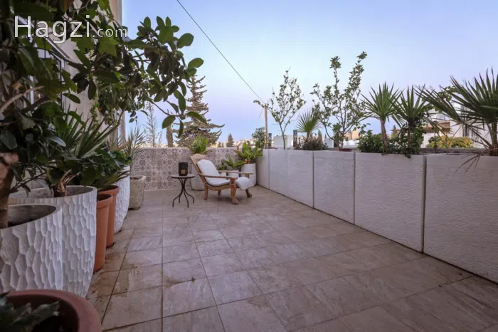 Cozy and Beautiful Two Bedrooms Apartment in Weibdeh Cozy and Beautiful Two Bedrooms Apartment in Weibdeh