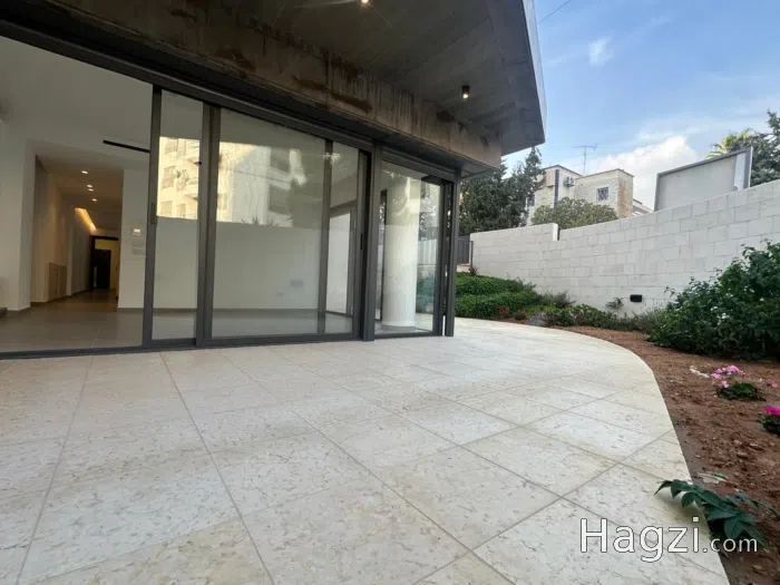 Apartment for Sale in 4th Circle - Secondary Image 2