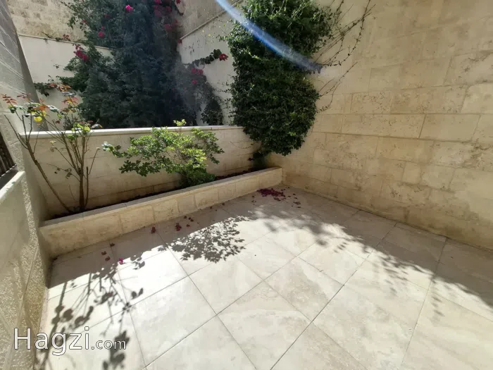Unfurnished apartment to Rent