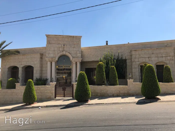 Furnished Villa for rent in Abdoun - Secondary Image 1