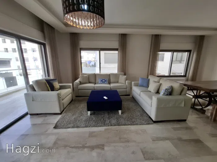 Furnished 3 Bedrooms Apartment For Rent 