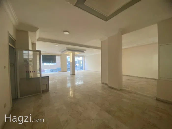 Complexe For Sale - Secondary Image 1