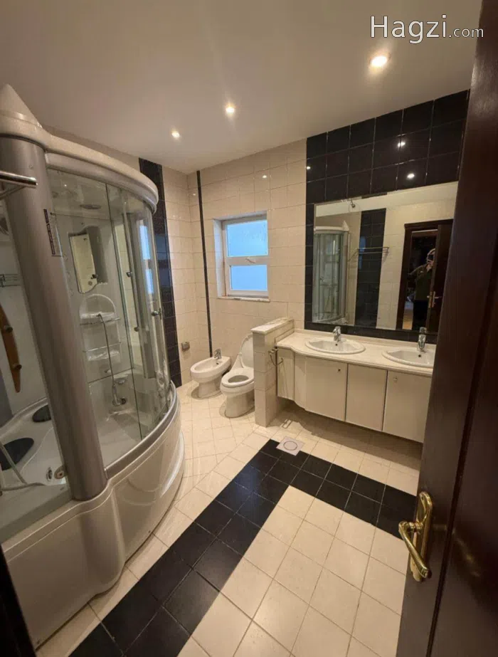 Villa  for sale  - Secondary Image 2