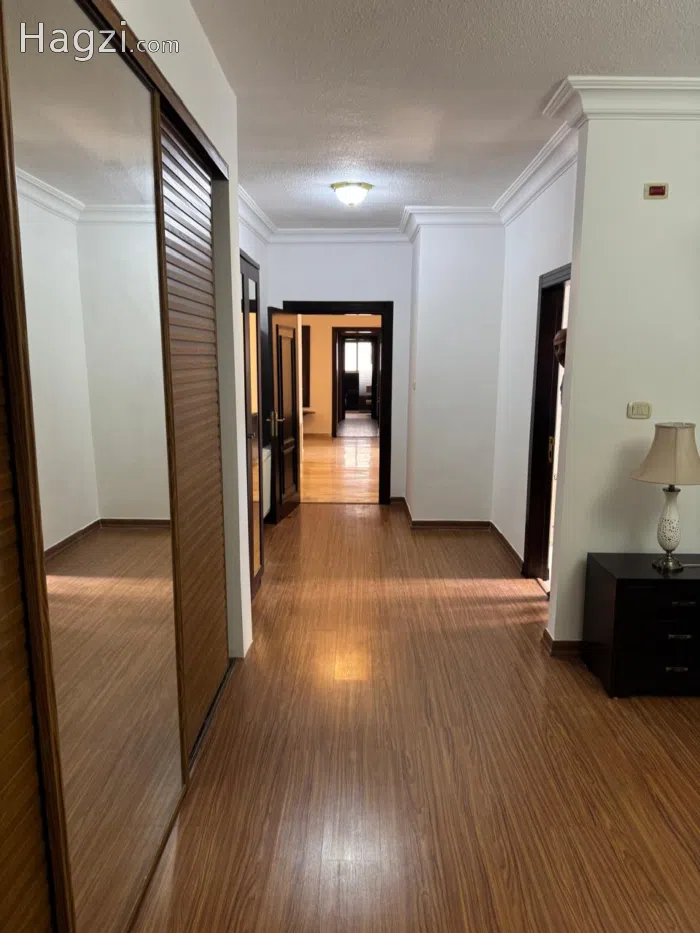 Furnished apartment for rent in Um Uthaina - Secondary Image 2