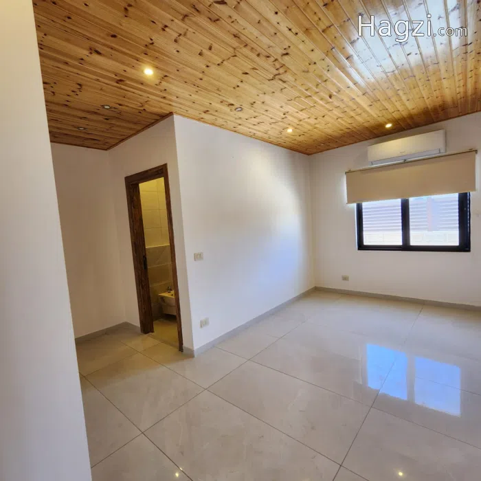 Unfurnished apartment for rent  - Secondary Image 2