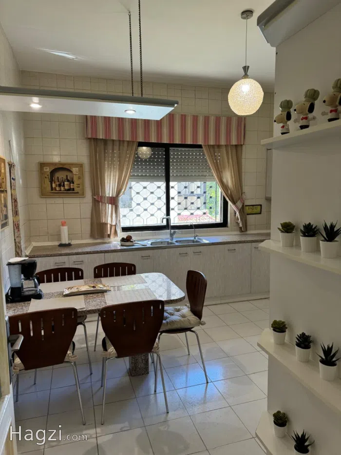 Three bedroom apartment for rent in Sweifieh - Secondary Image 1