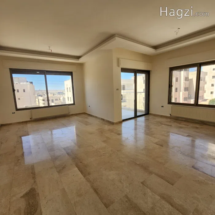 Unfurnished apartment for rent 