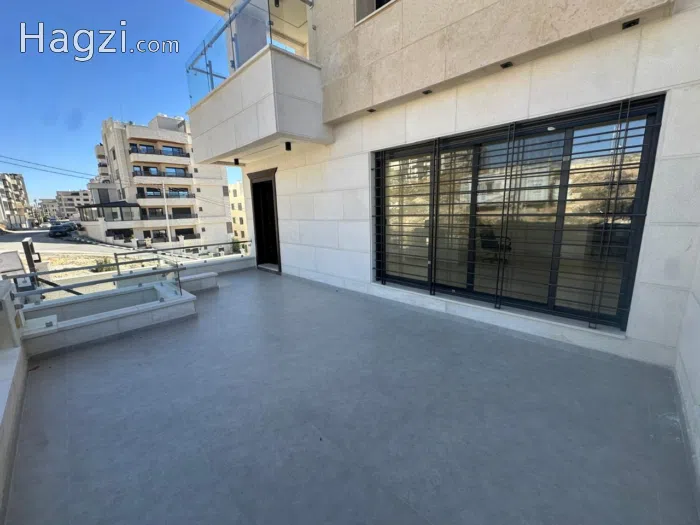Ground floor apartment for sale in Airport Road 