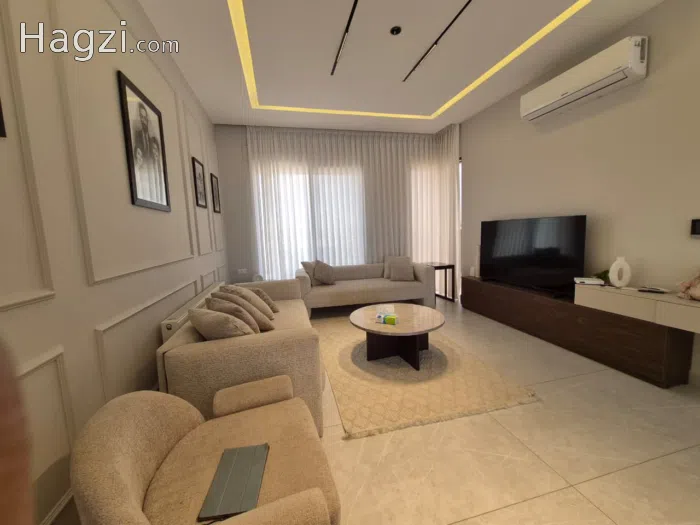 Elegant Villa for Sale - Secondary Image 3