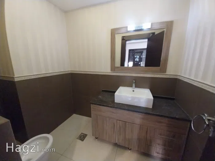 Unfurnished apartment to Rent  - Secondary Image 1