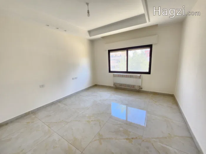 Apartment For Sale In Um Uthaina - Secondary Image 2