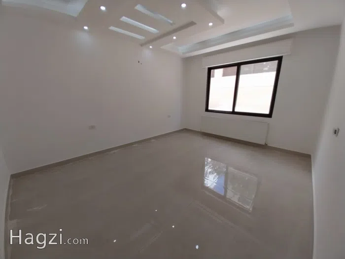 Unfurnished apartment to Rent  - Secondary Image 1