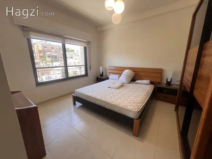 Elegant 2-Bedroom Apartment with Master Suite - Secondary Image 3