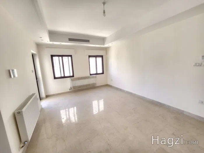 Apartment For Sale In Um Uthaina - Secondary Image 3