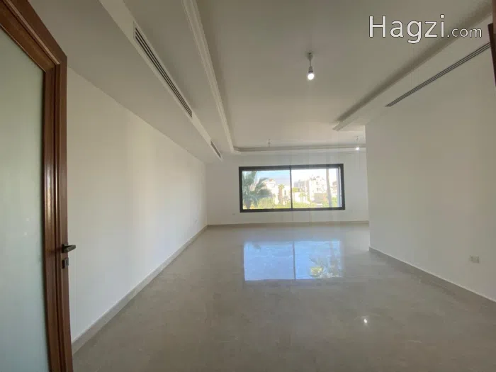 Modern Apartment for Rent – 250 sqm | 2nd Floor - Secondary Image 3