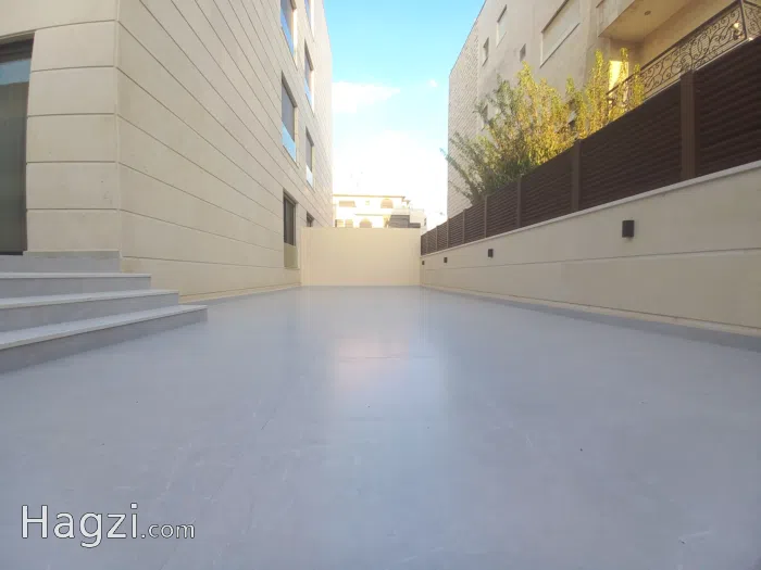 Unfurnished Apartment For Rent In Al Sweifyeh - Secondary Image 2